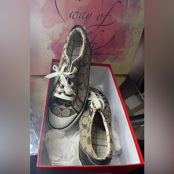 Used Coach Barrett Sneaker - Picture 2 of 4